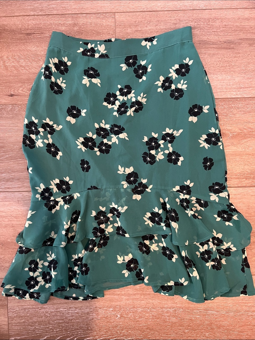 NWT ModCloth Double Your Ruffle Floral Midi Skirt